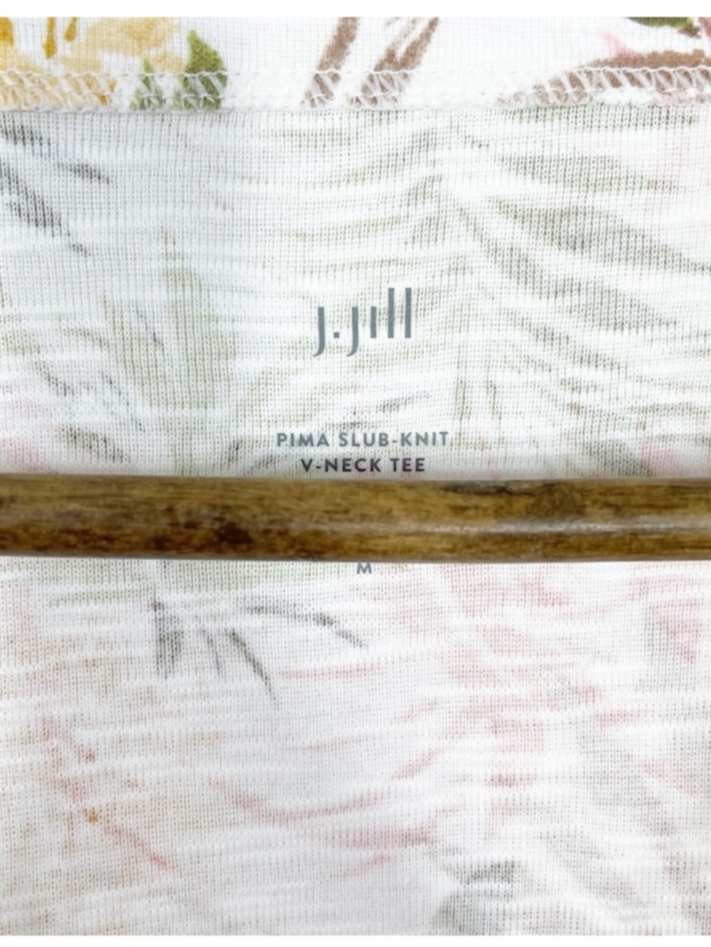 J. Jill Pima Slub Knit V-Neck Tee Shirt Pineapple Palm Print Womens Size M NWT - Picture 12 of 16